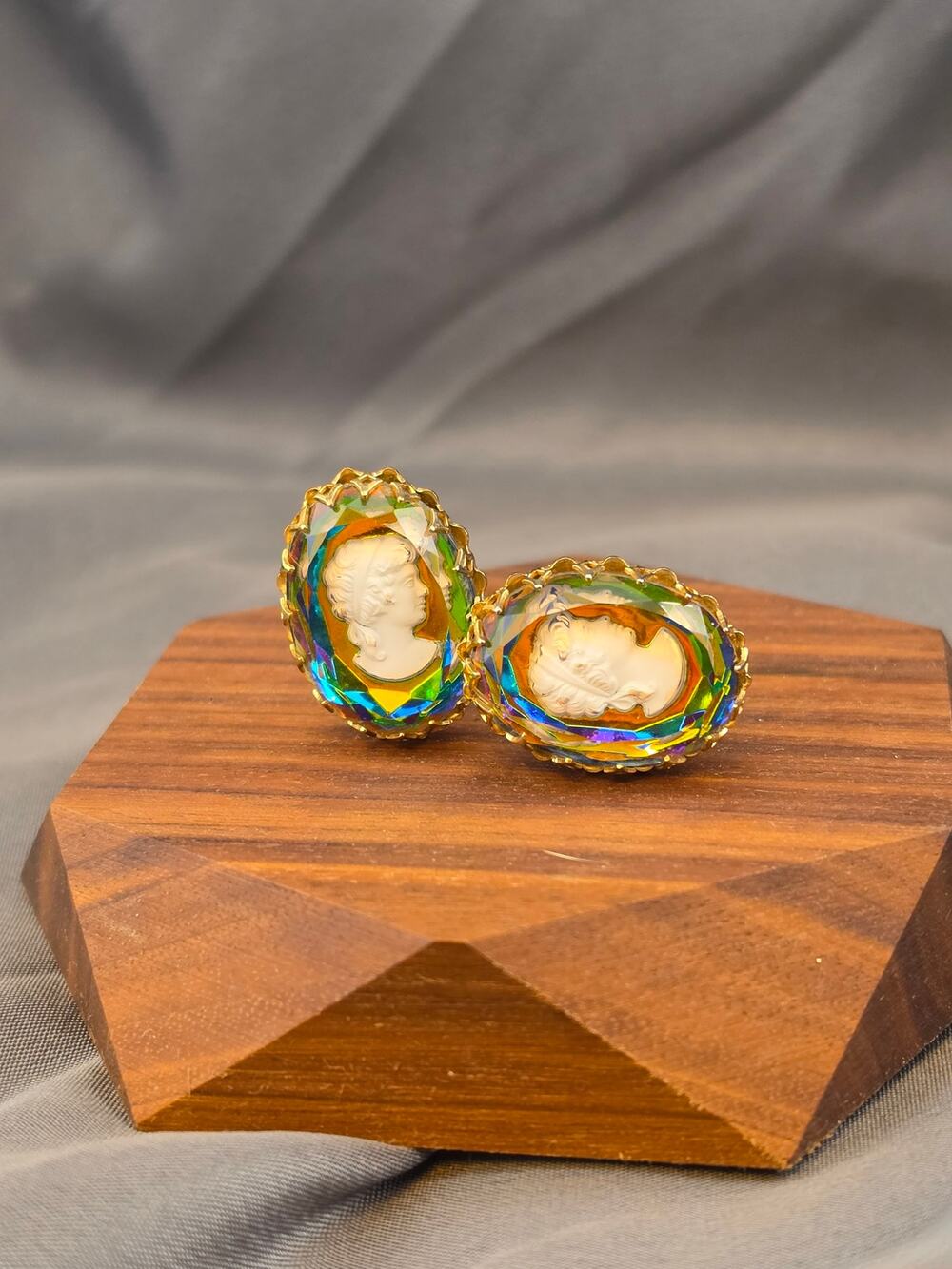 Vintage Cameo Clip On Earrings Aurora Borealis AB Glass Gold Tone Unsigned
